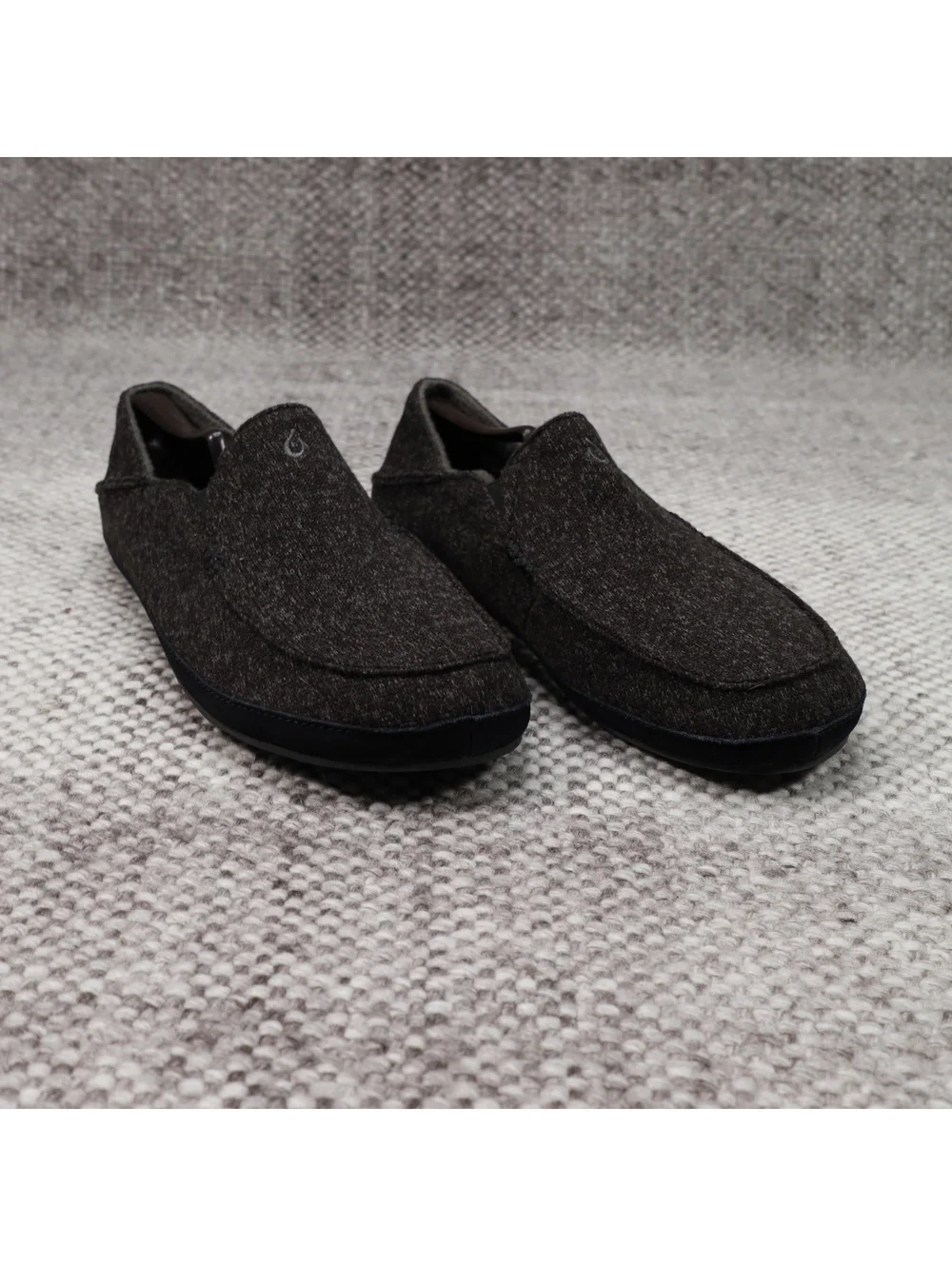 Olukai Moloa Hulu Wool Slip On Slippers Men’s US 10 Gray House Shoes Comfort